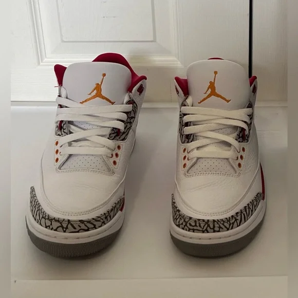 2022 Air Jordan 3 Retro 'Cardinal Red' Size 8 - Picture 2 of 9